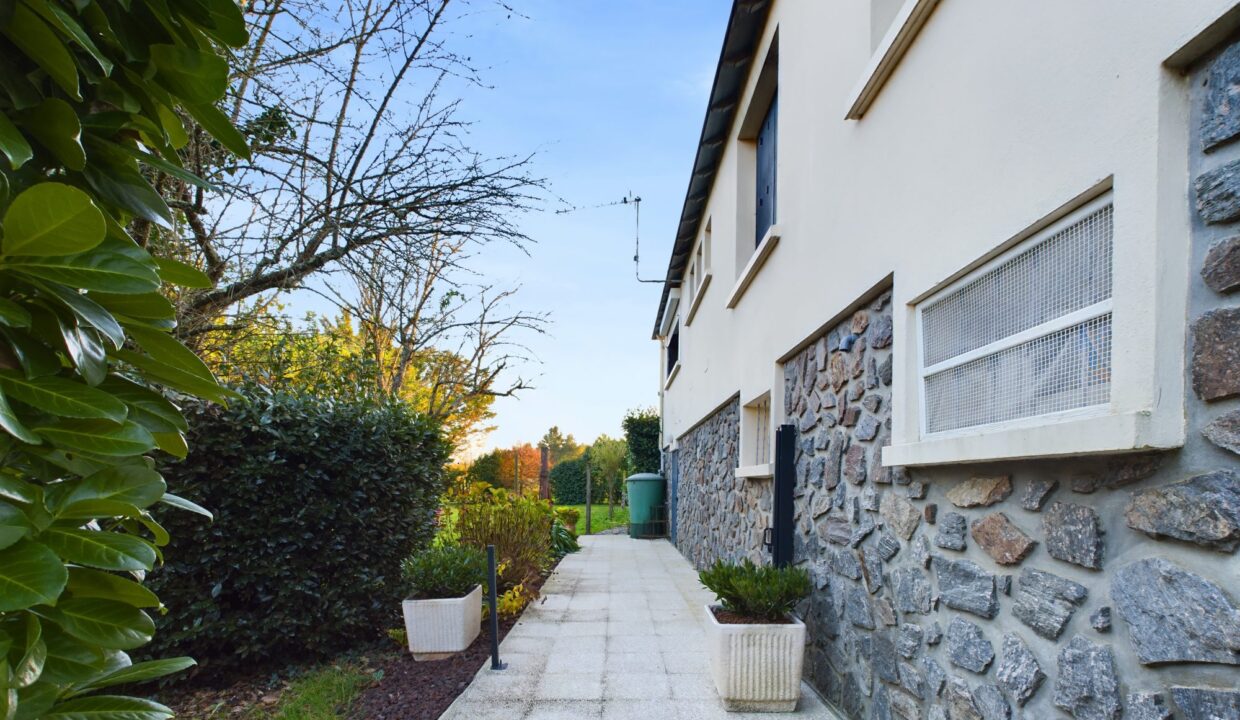 maison-individuelle-6-pieces-pissotte-85200-1764094340-VM340_3_original