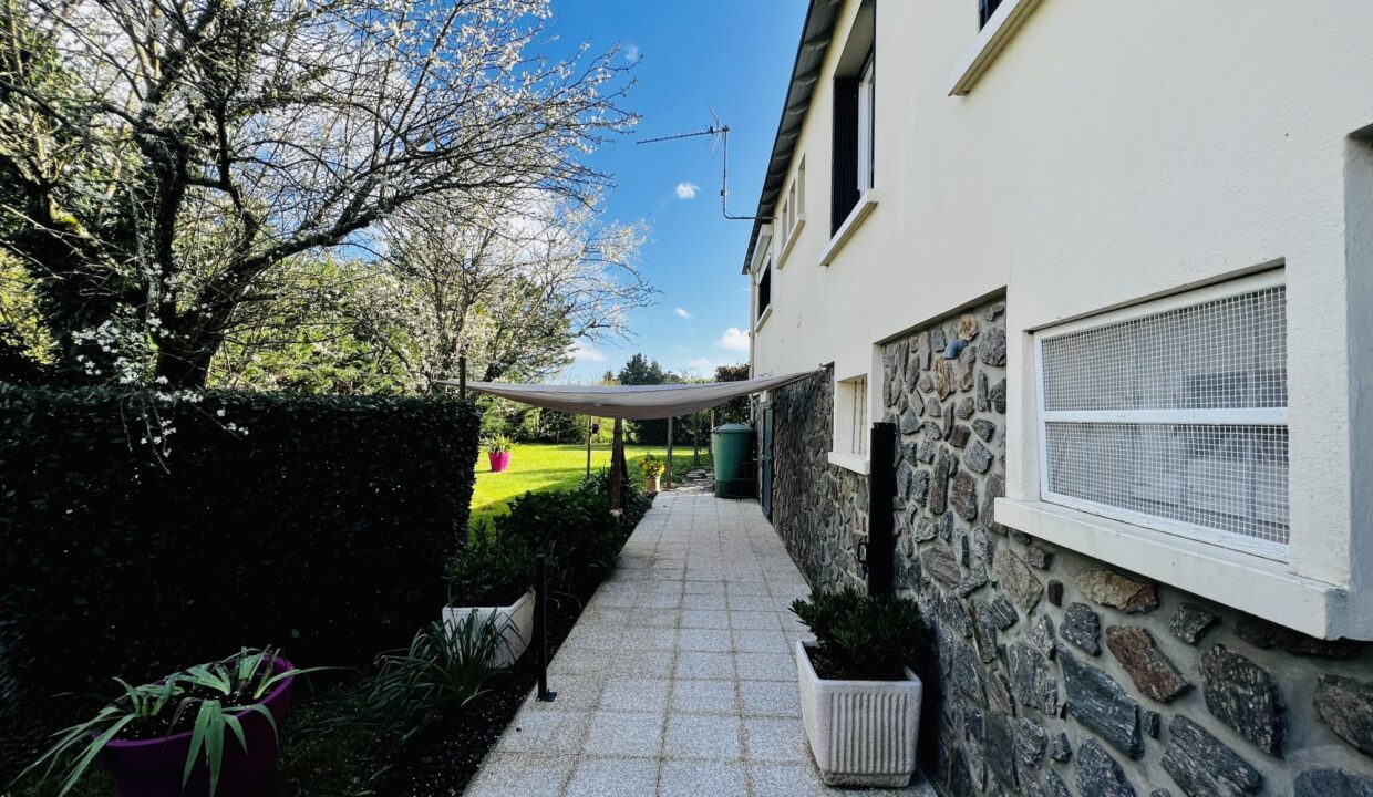 maison-individuelle-6-pieces-pissotte-85200-1764094340-VM340_6_original