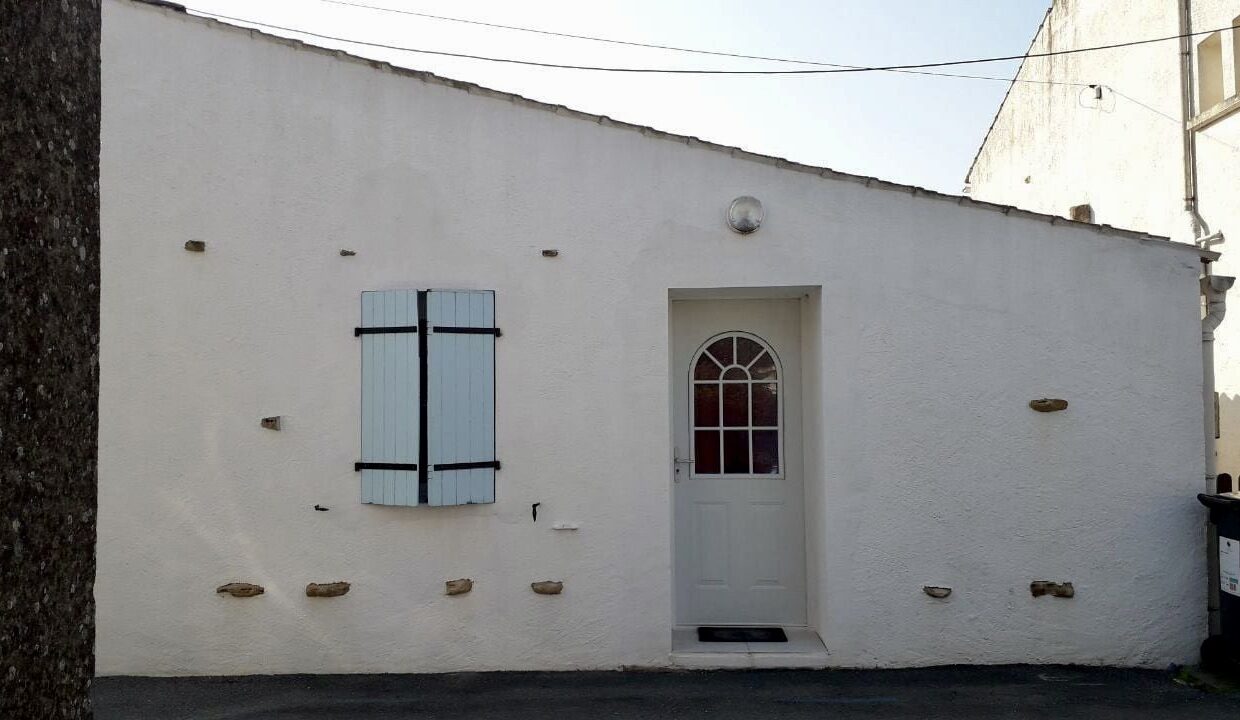 maison-traditionnelle-2-pieces-vouille-les-marais-85450-1774682952-VM358_19_original