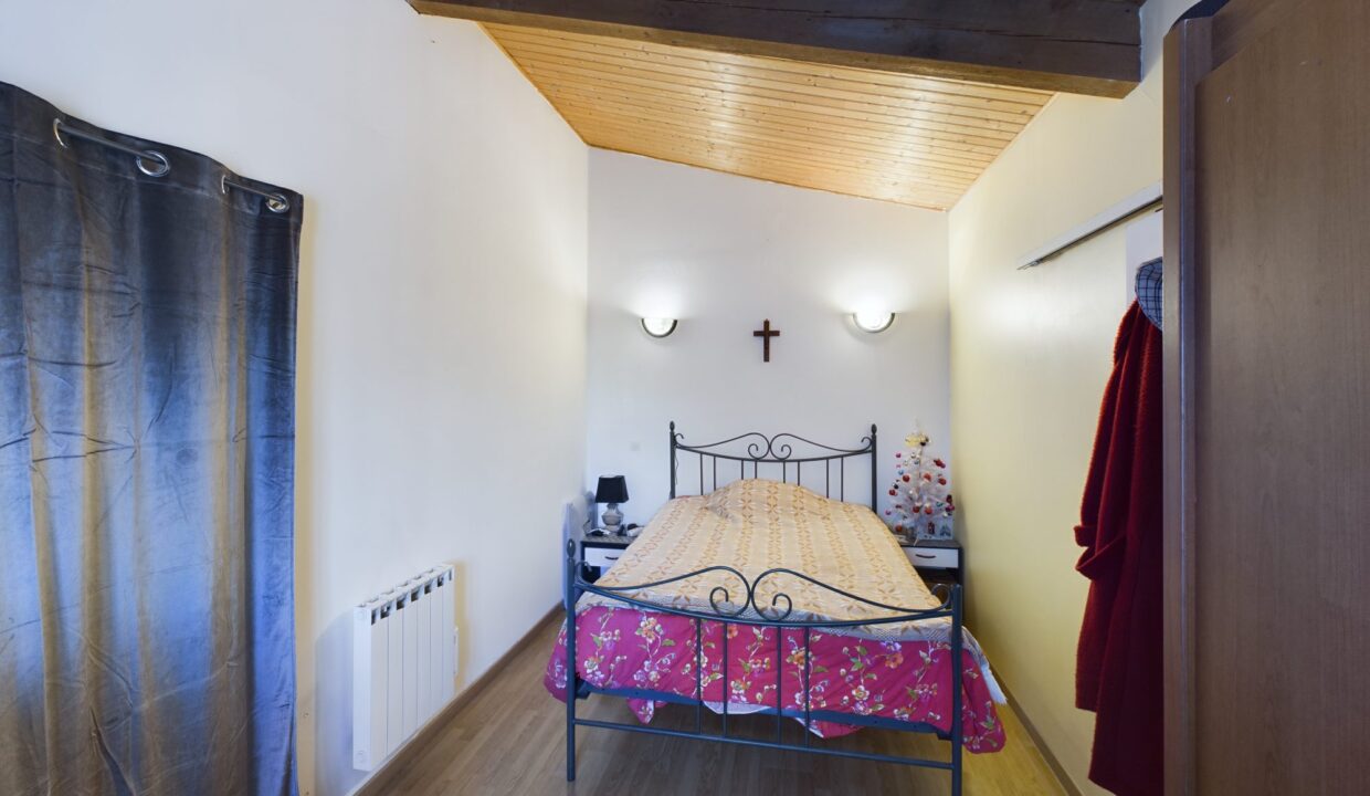 maison-traditionnelle-2-pieces-vouille-les-marais-85450-1774682952-VM358_22_original