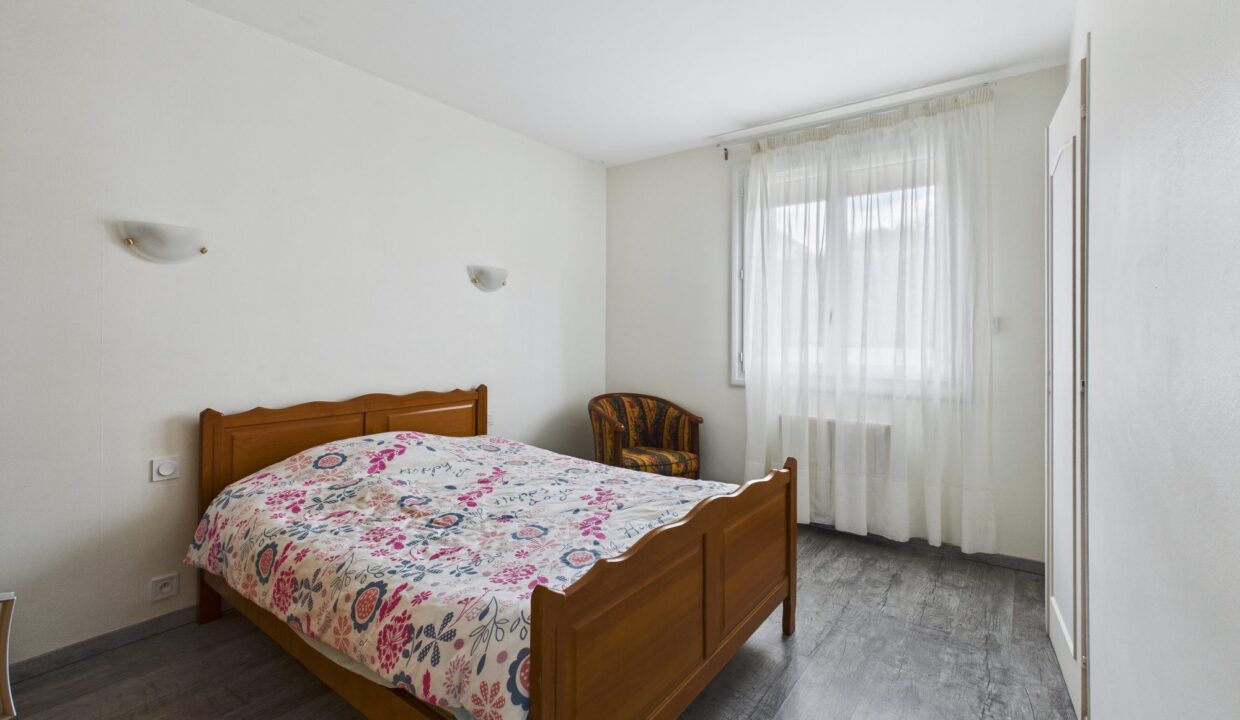 maison-individuelle-4-pieces-fontenay-le-comte-85200-1772129035-VM418_13_original