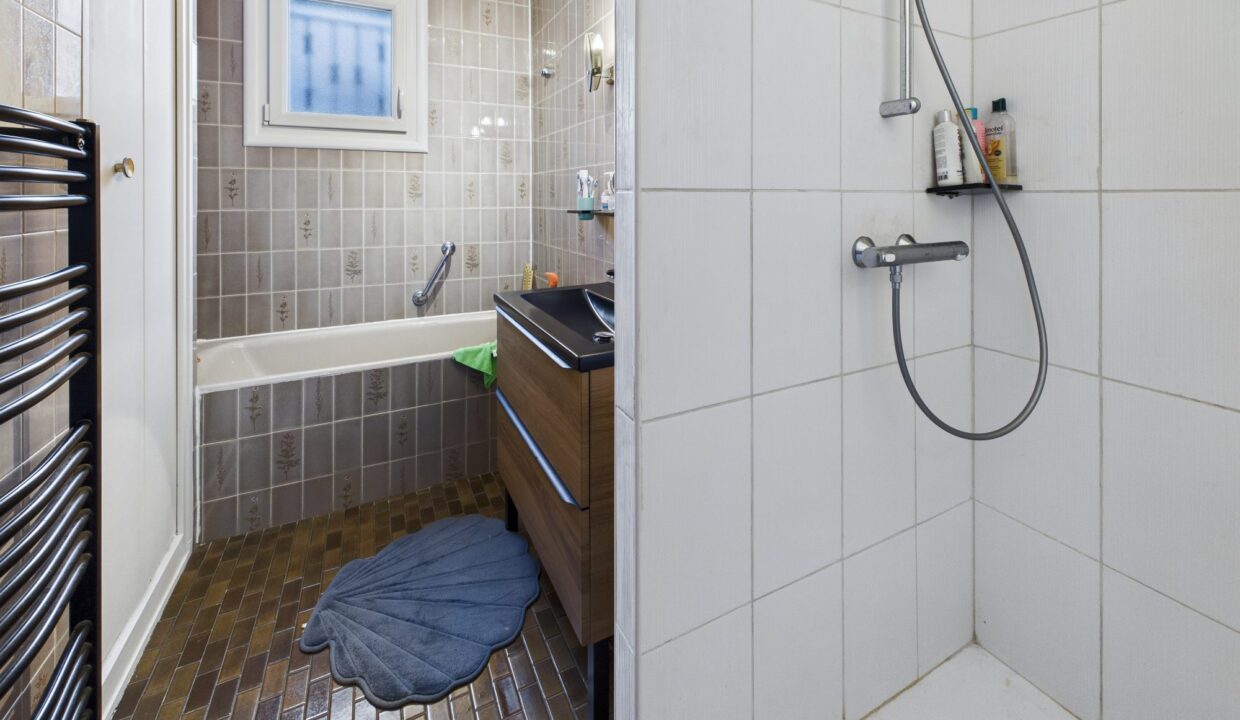 maison-individuelle-4-pieces-fontenay-le-comte-85200-1772129035-VM418_15_original