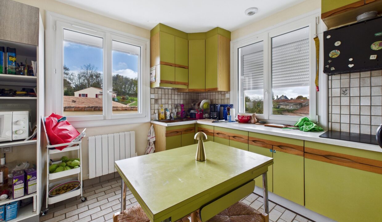 maison-individuelle-4-pieces-fontenay-le-comte-85200-1772129035-VM418_20_original