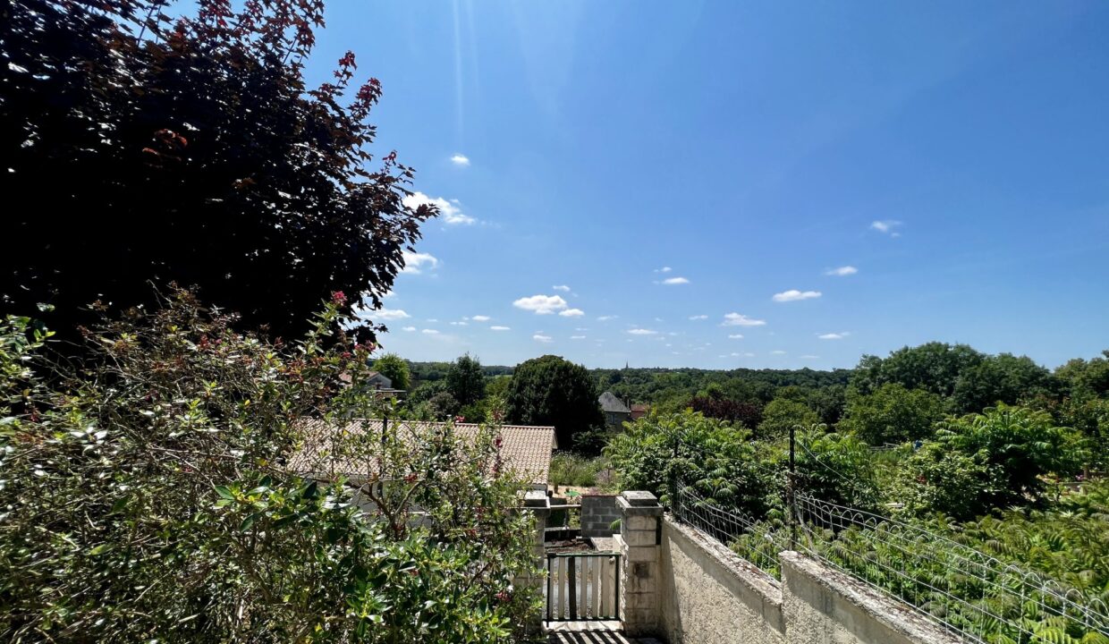 maison-individuelle-4-pieces-fontenay-le-comte-85200-1772129035-VM418_3_original