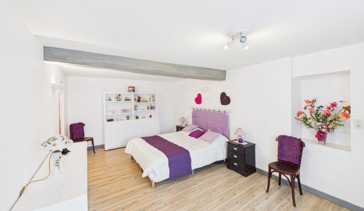 maison-mitoyenne-1-cote-6-pieces-doix-les-fontaines-85200-1771593728-VM511_21_original