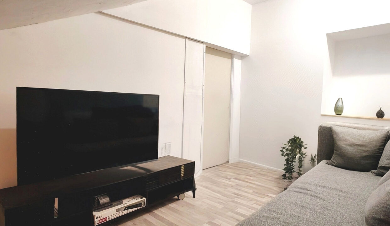 maison-ancienne-10-pieces-saint-maurice-des-noues-85120-1776421933-VM526_12_original