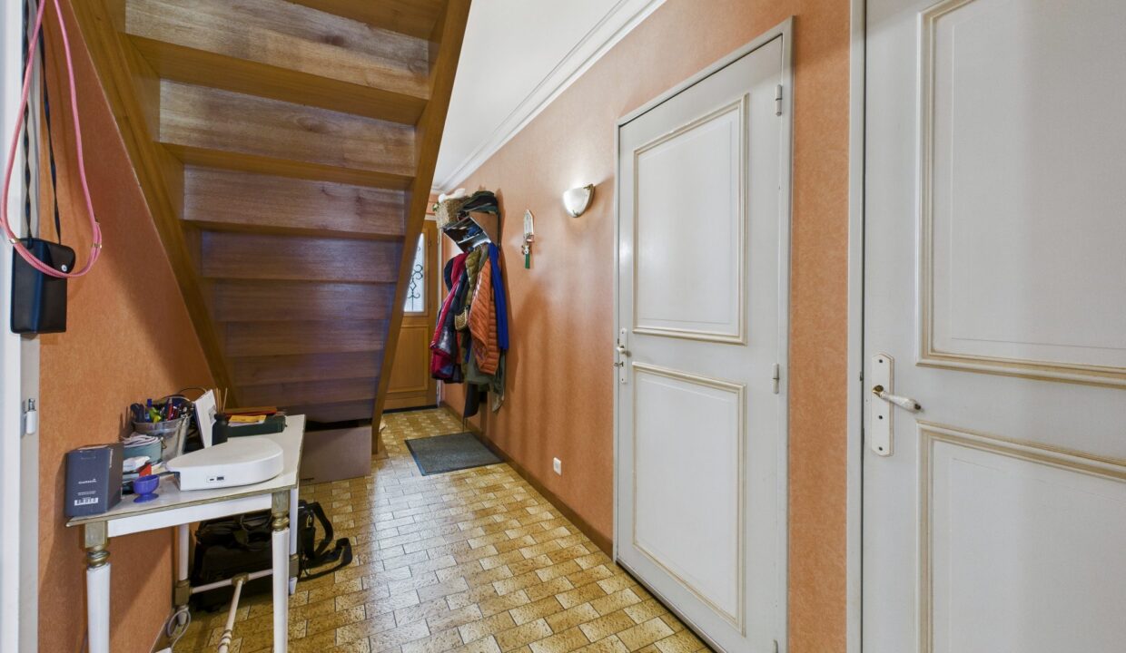 maison-mitoyenne-2-cotes-7-pieces-fontenay-le-comte-85200-1786113443-VM531_7_original