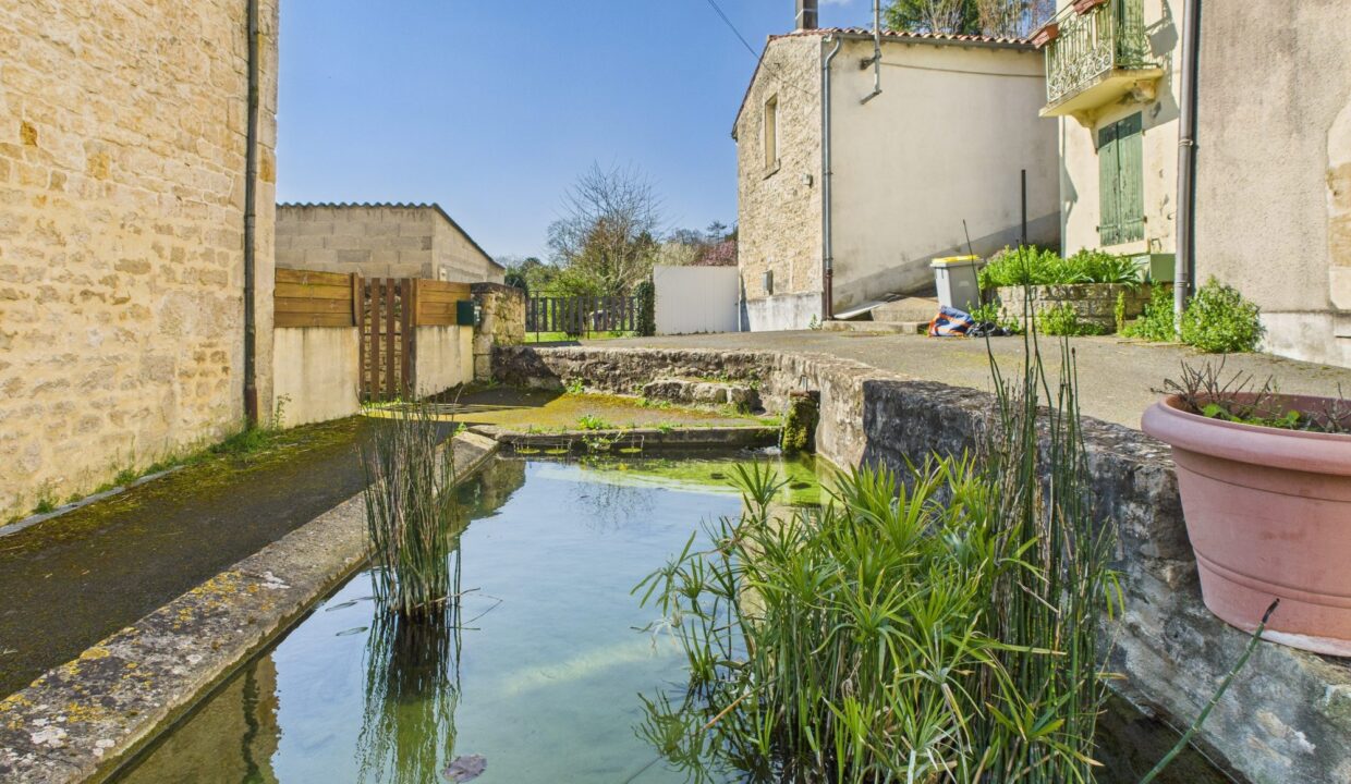 maison-ancienne-5-pieces-fontenay-le-comte-85200-1776679745-VM593_1_original