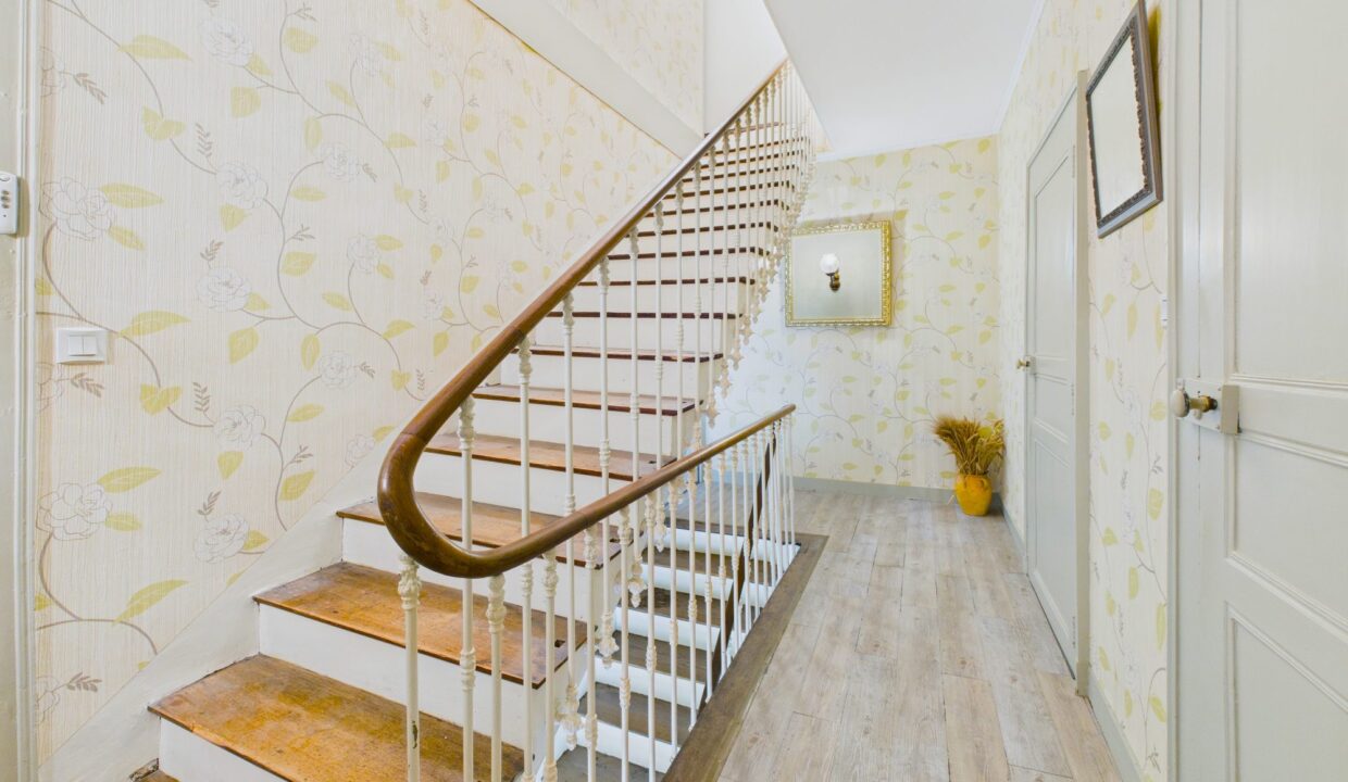 maison-bourgeoise-7-pieces-terval-85120-1776422073-VM612_23_original