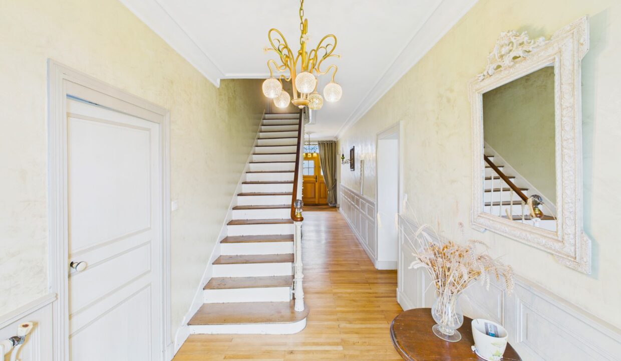 maison-bourgeoise-7-pieces-terval-85120-1776422073-VM612_8_original