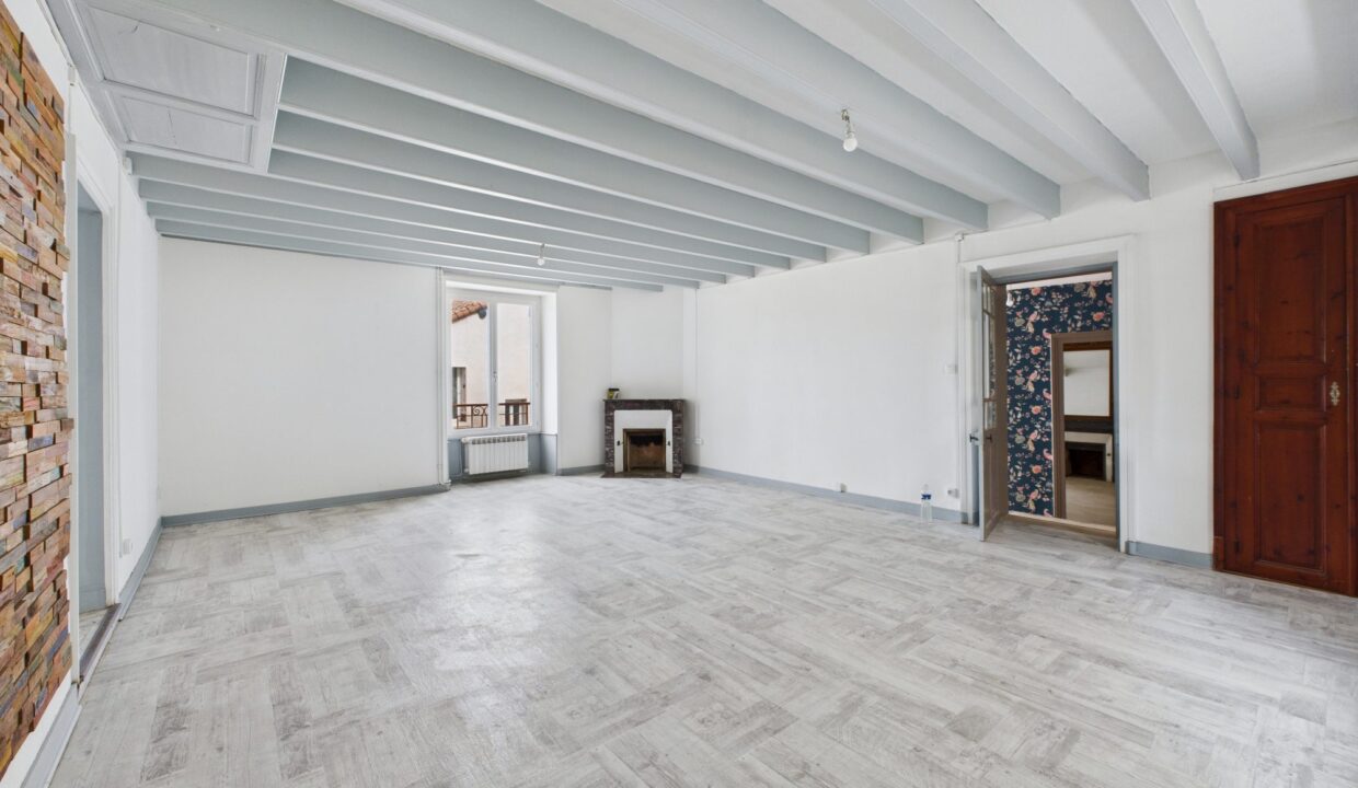 maison-ancienne-8-pieces-l-hermenault-85570-1774343815-VM702_17_original