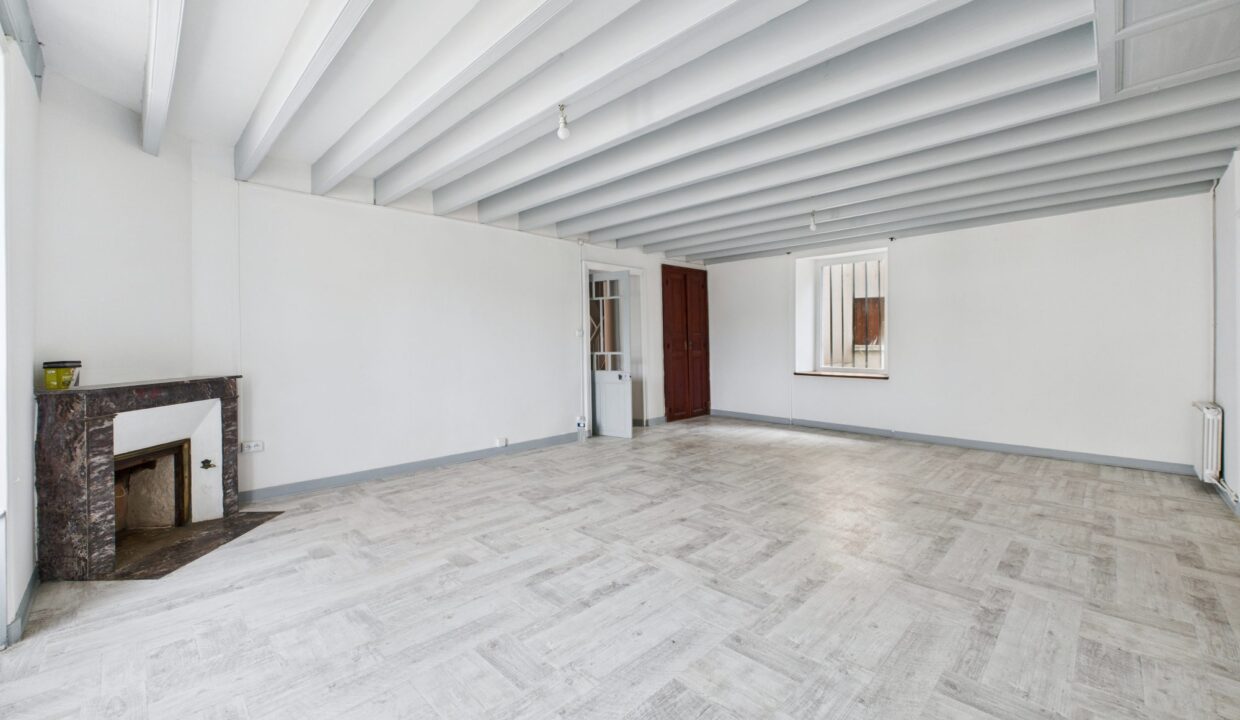 maison-ancienne-8-pieces-l-hermenault-85570-1774343815-VM702_19_original