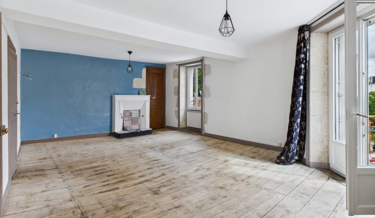 maison-ancienne-8-pieces-l-hermenault-85570-1774343815-VM702_24_original