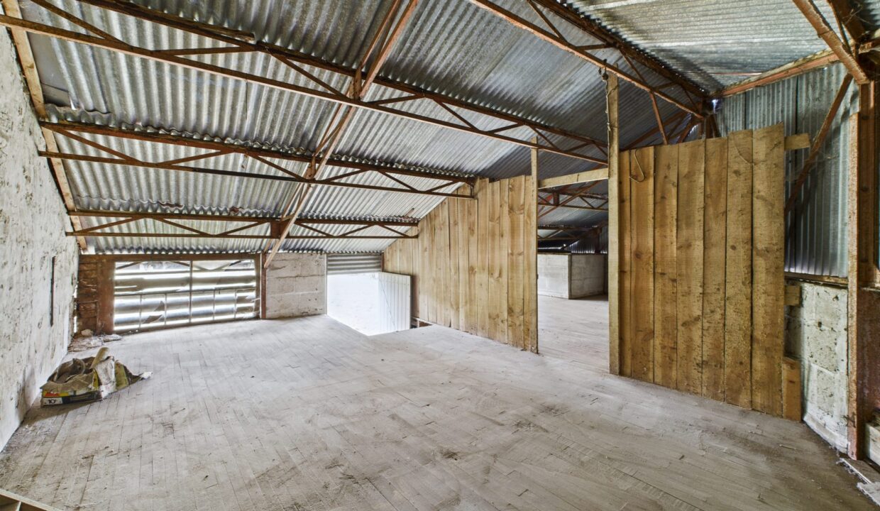 maison-ancienne-8-pieces-l-hermenault-85570-1774343815-VM702_42_original