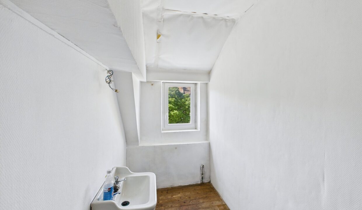 maison-bourgeoise-8-pieces-fontenay-le-comte-85200-1776331283-VM665_20_original