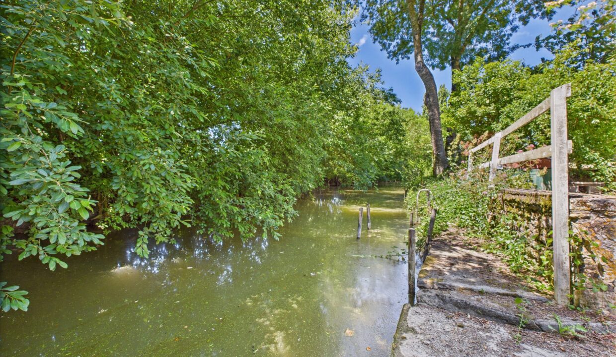 maison-individuelle-6-pieces-la-taillee-85450-1774966594-VM719_10_original