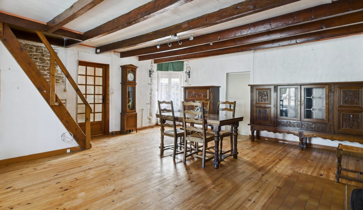 maison-individuelle-6-pieces-la-taillee-85450-1774966594-VM719_16_original