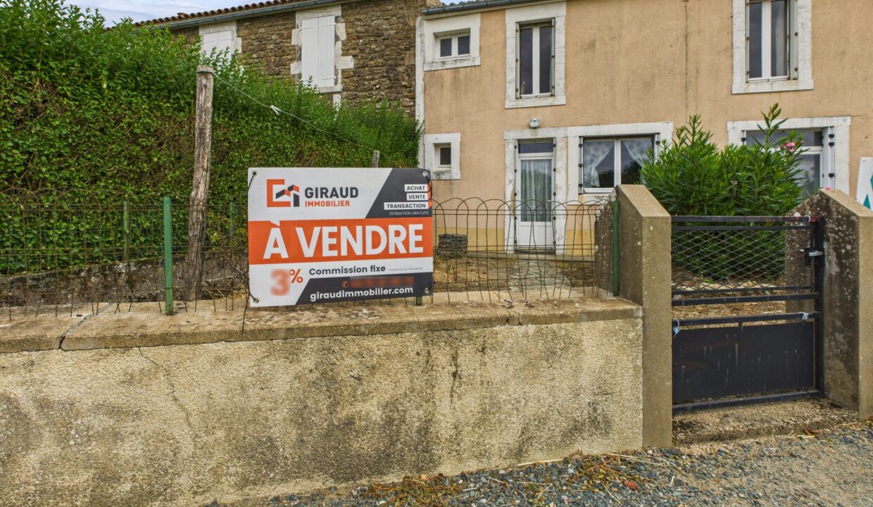 maison-mitoyenne-2-cotes-3-pieces-saint-cyr-des-gats-85410-1777978876-VM763_4_original