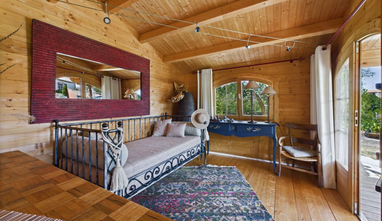 maison-villa-10-pieces-serigne-85200-1771843273-VM747_22_original