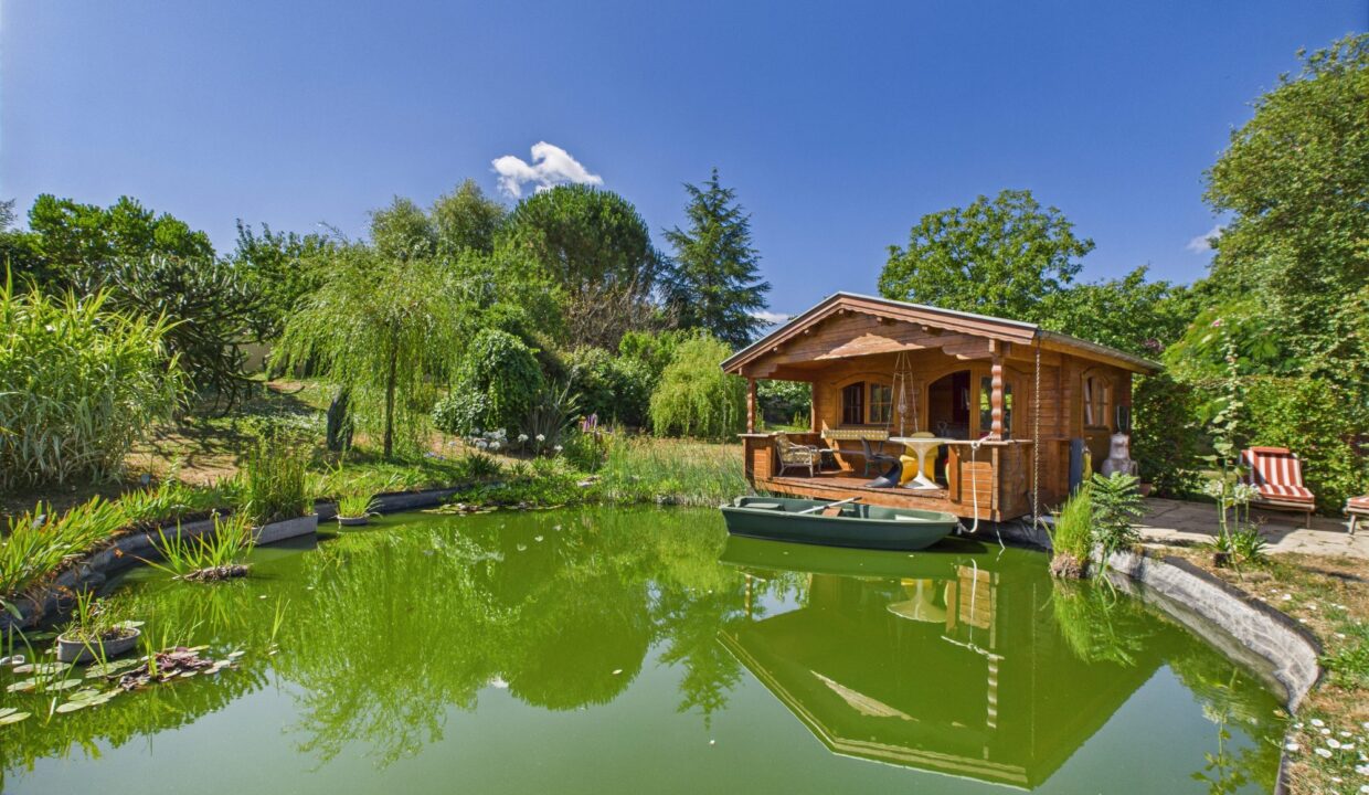 maison-villa-10-pieces-serigne-85200-1771843273-VM747_23_original