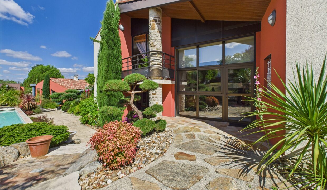 maison-villa-10-pieces-serigne-85200-1771843273-VM747_26_original