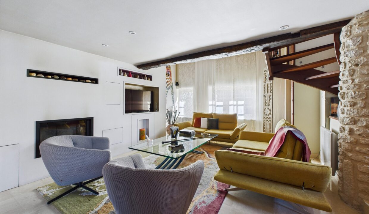 maison-villa-10-pieces-serigne-85200-1771843273-VM747_4_original