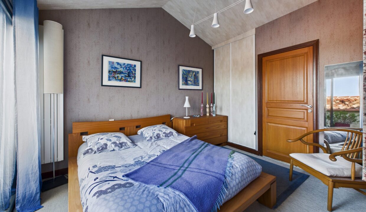 maison-villa-10-pieces-serigne-85200-1771843273-VM747_9_original