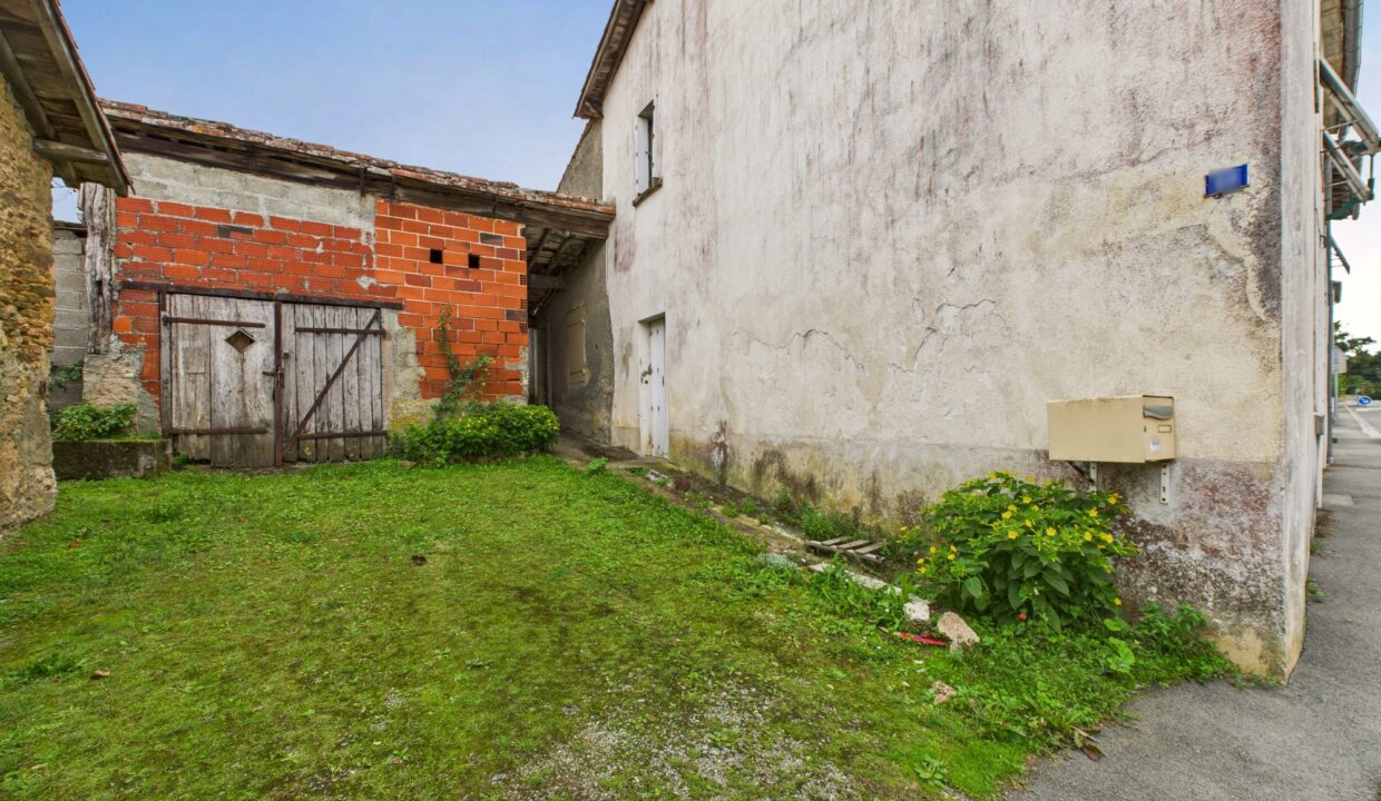 maison-ancienne-2-pieces-mouilleron-saint-germain-85390-1765892305-VM792_1_original