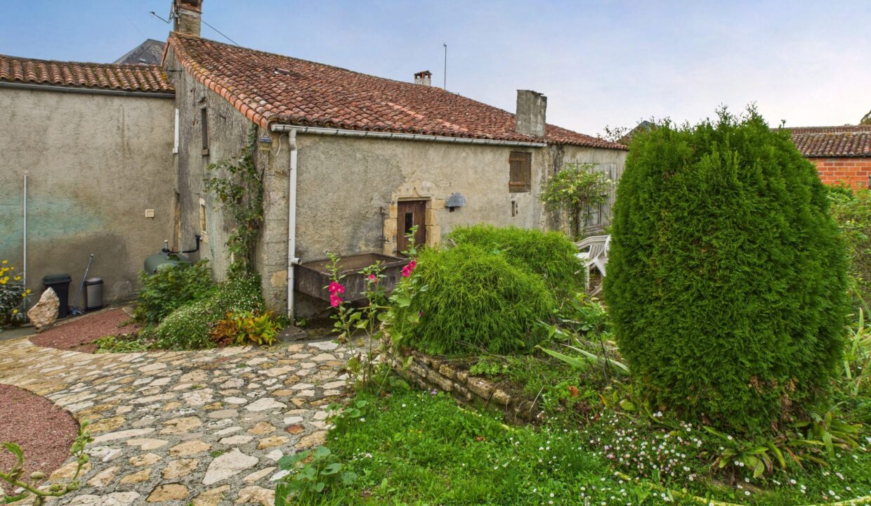 maison-ancienne-3-pieces-mouilleron-saint-germain-85390-1776930749-VM791_16_original