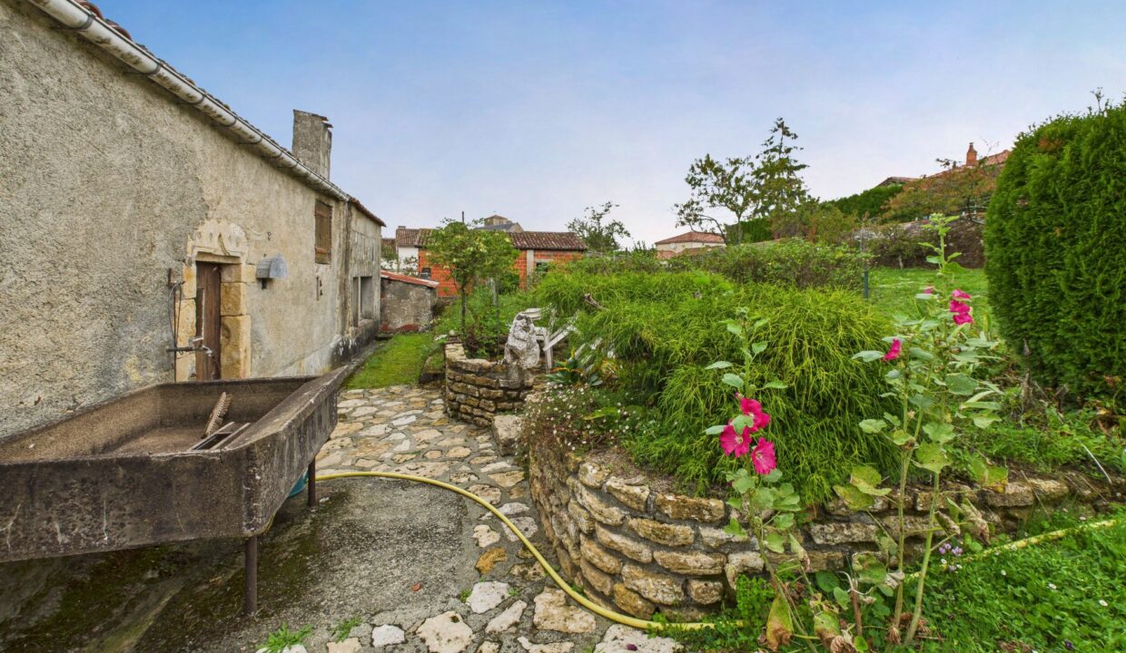 maison-ancienne-3-pieces-mouilleron-saint-germain-85390-1776930749-VM791_19_original