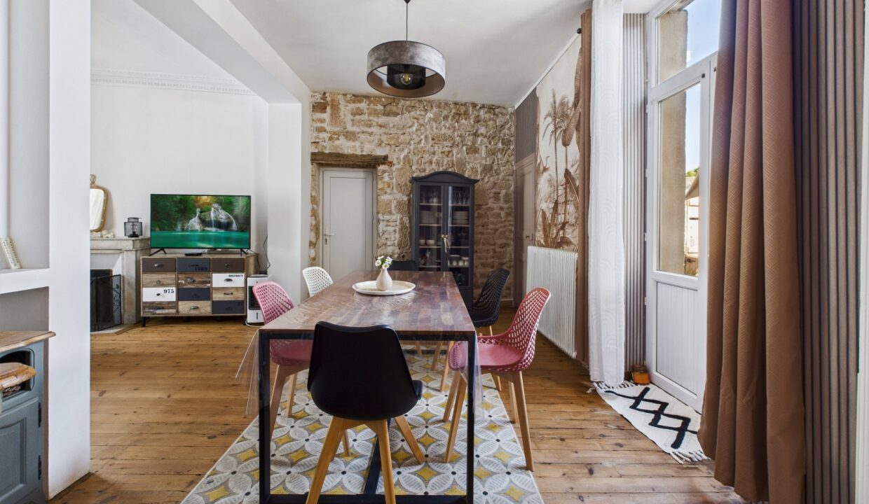 maison-mitoyenne-1-cote-5-pieces-fontenay-le-comte-85200-1775635690-VM802_13_original