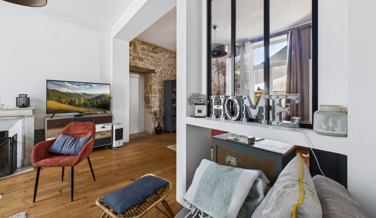 maison-mitoyenne-1-cote-5-pieces-fontenay-le-comte-85200-1775635690-VM802_16_original