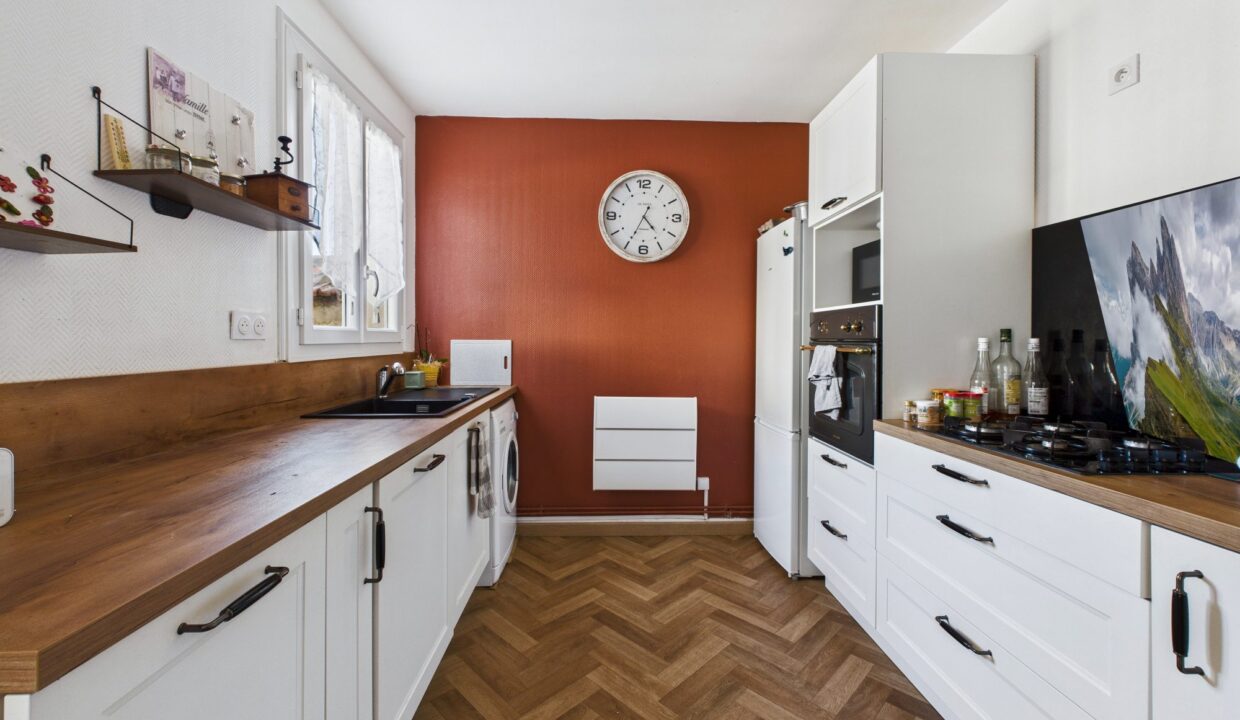 maison-mitoyenne-1-cote-5-pieces-fontenay-le-comte-85200-1775635690-VM802_21_original