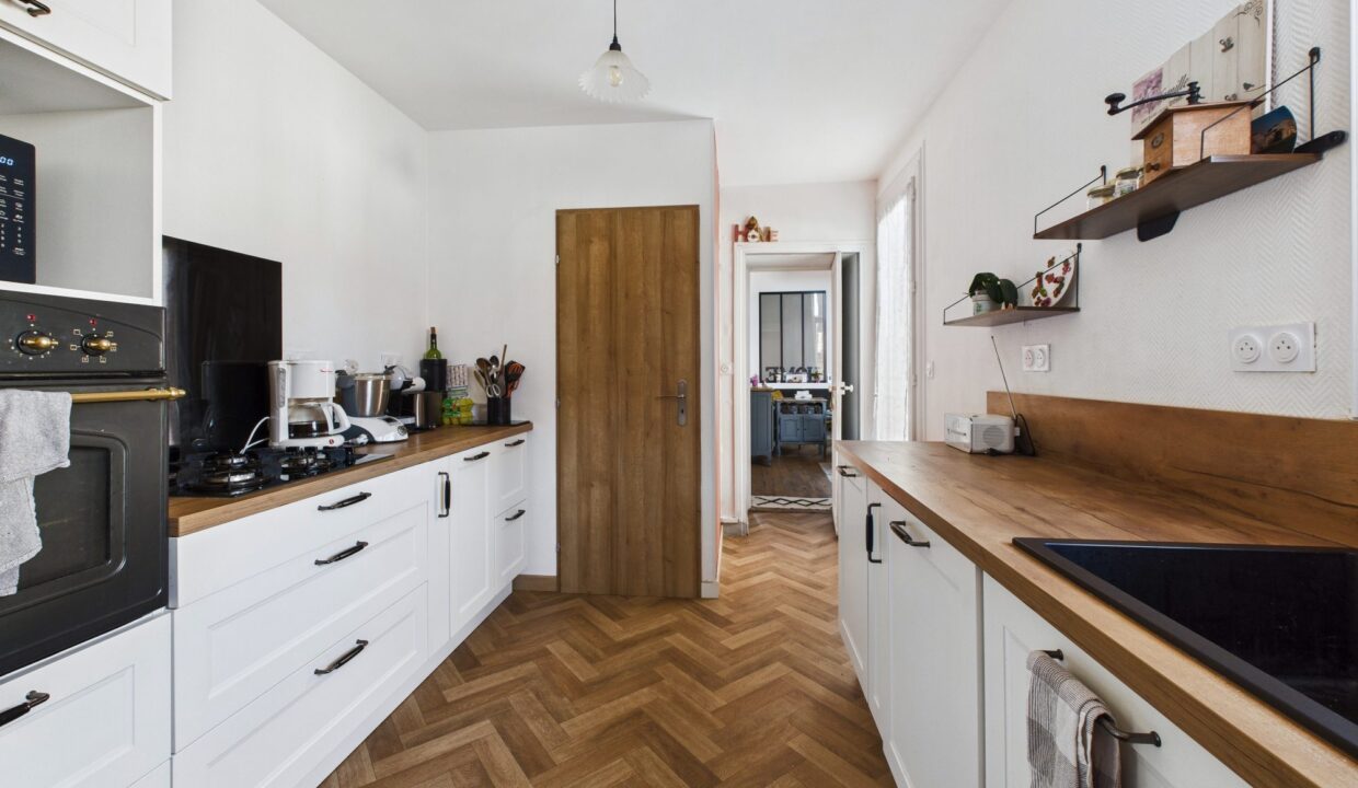 maison-mitoyenne-1-cote-5-pieces-fontenay-le-comte-85200-1775635690-VM802_23_original