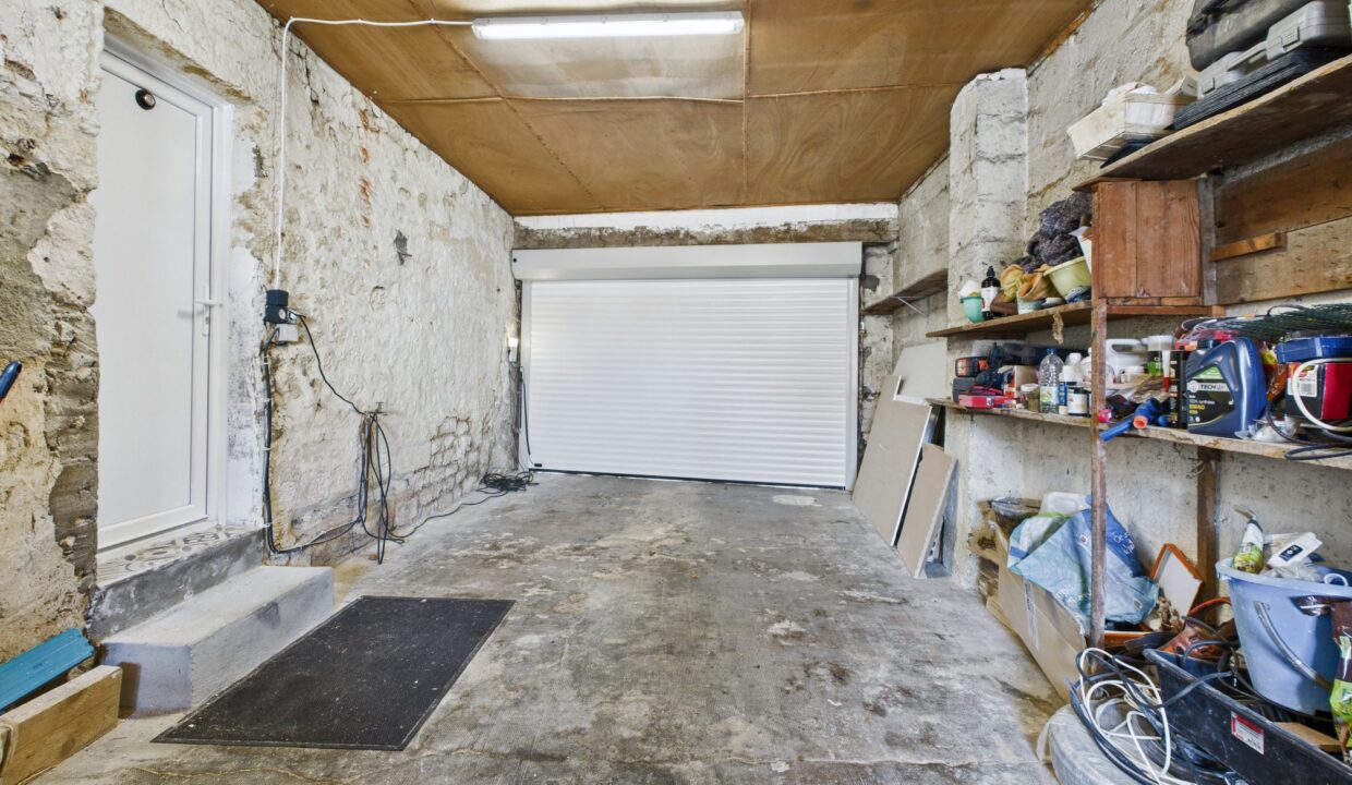 maison-mitoyenne-1-cote-5-pieces-fontenay-le-comte-85200-1775635690-VM802_27_original