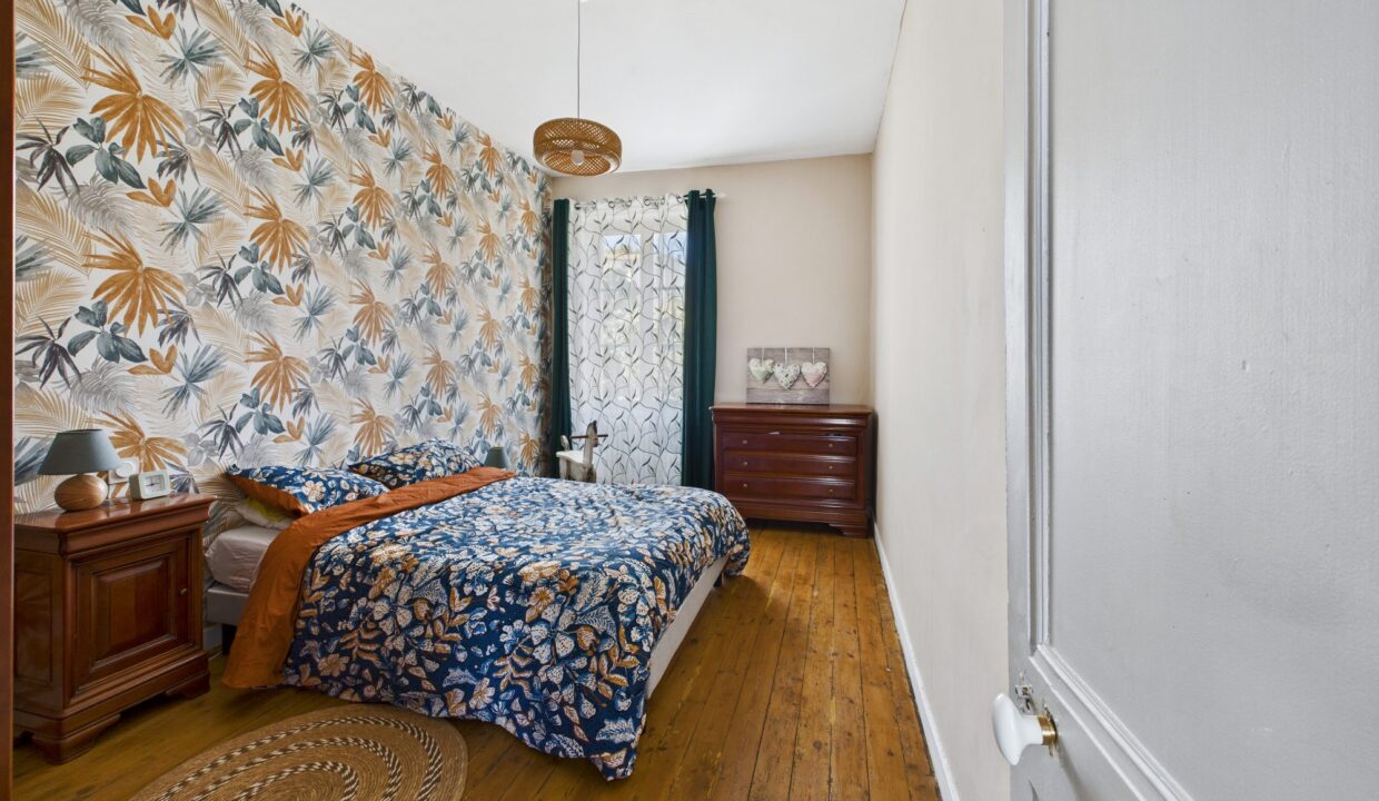 maison-mitoyenne-1-cote-5-pieces-fontenay-le-comte-85200-1775635690-VM802_4_original