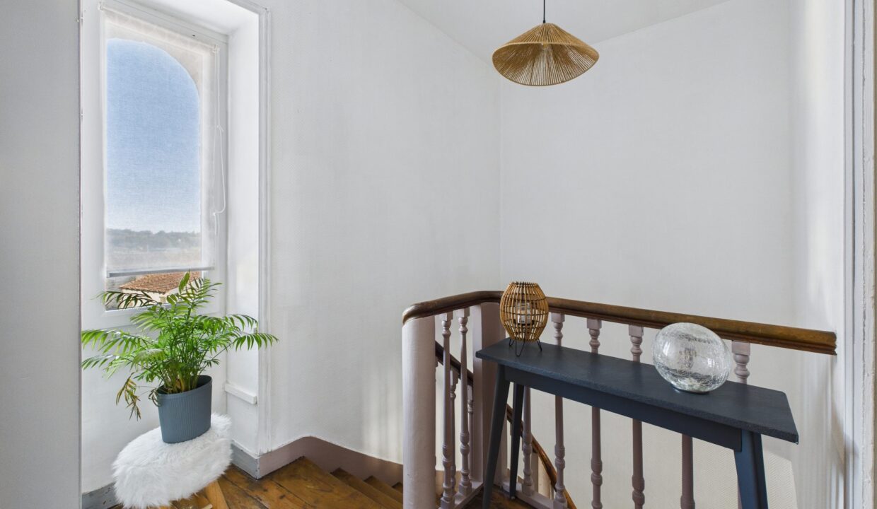 maison-mitoyenne-1-cote-5-pieces-fontenay-le-comte-85200-1775635690-VM802_7_original