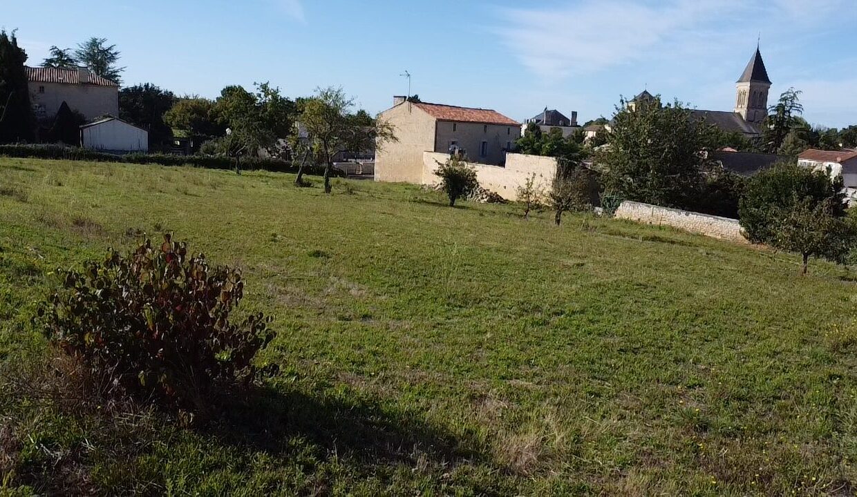 terrain-constructible-2046-m2-rives-d-autise-85240-1789693505-VT072_11_original