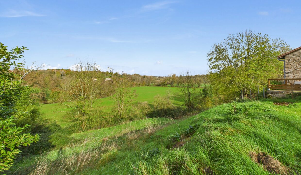 maison-ancienne-5-pieces-ardin-79160-1763391932-VM855_31_original