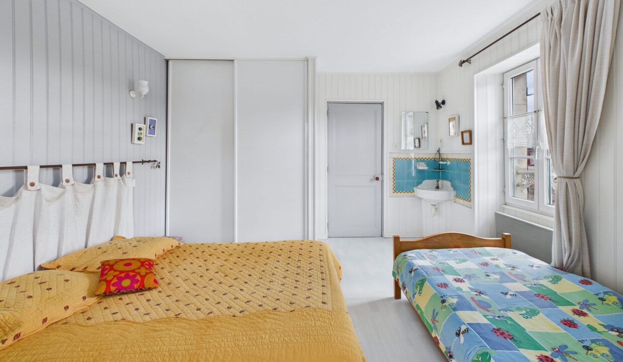 maison-ancienne-6-pieces-fontenay-le-comte-85200-1776930852-VM866_34_original