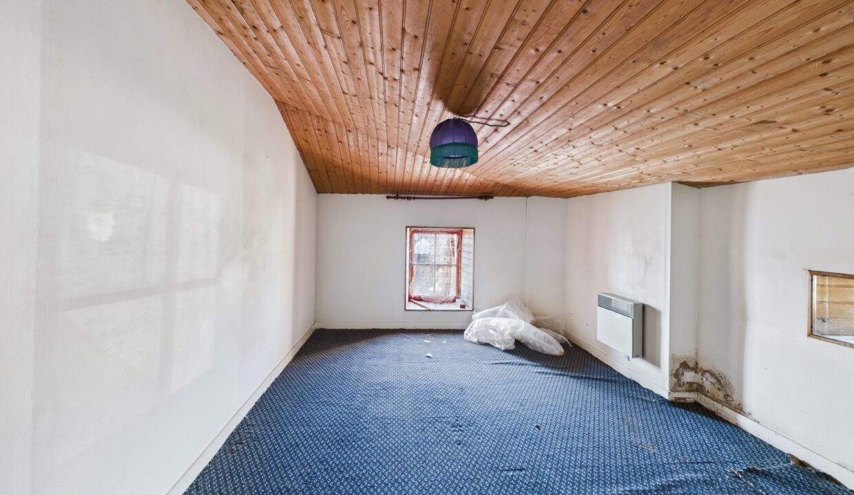 maison-mitoyenne-1-cote-8-pieces-fontenay-le-comte-85200-1771583775-VM856_11_original