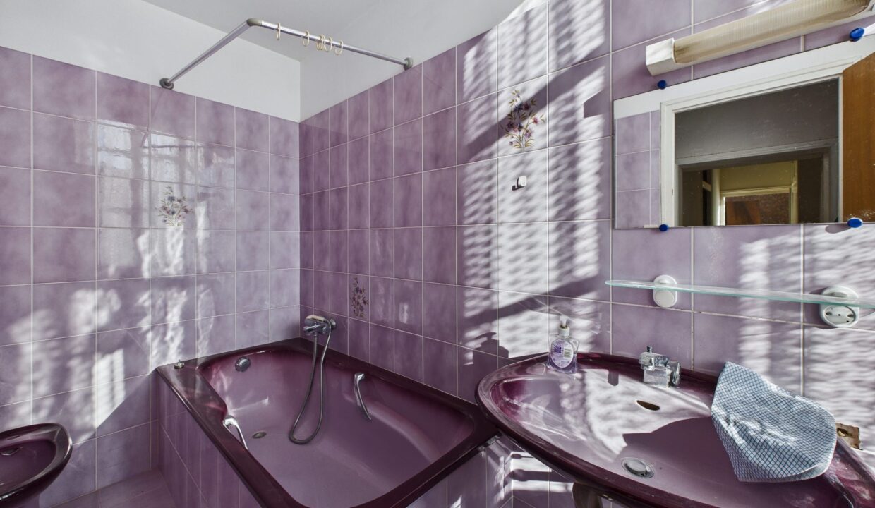 maison-mitoyenne-1-cote-8-pieces-fontenay-le-comte-85200-1771583775-VM856_13_original