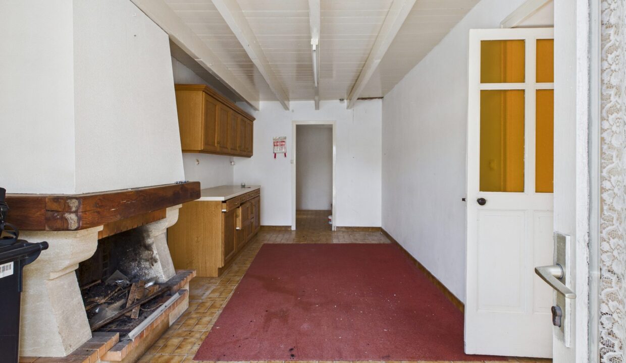 maison-mitoyenne-1-cote-8-pieces-fontenay-le-comte-85200-1771583775-VM856_5_original