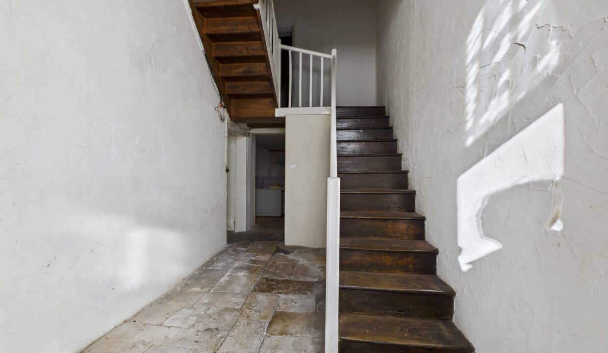 maison-mitoyenne-1-cote-8-pieces-fontenay-le-comte-85200-1771583775-VM856_8_original