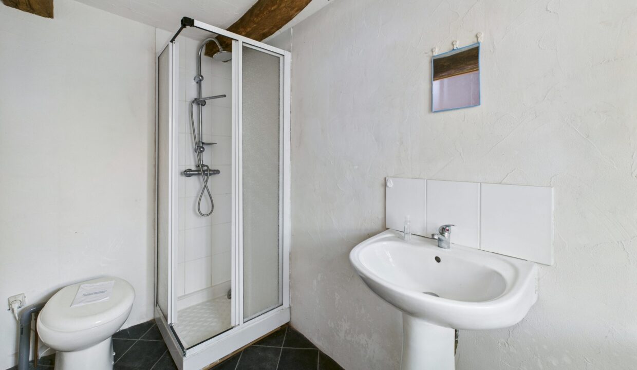 maison-mitoyenne-1-cote-8-pieces-fontenay-le-comte-85200-1771583775-VM856_9_original