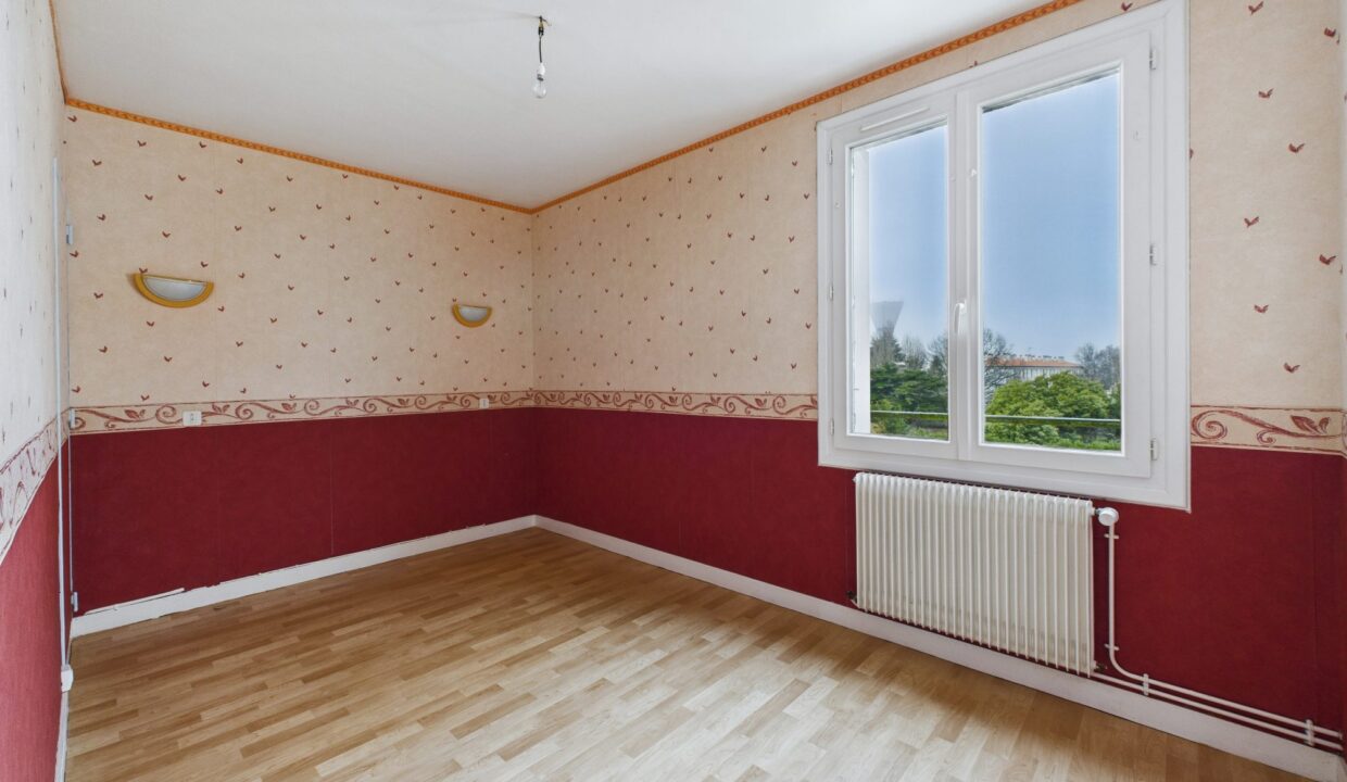 appartement-t4-5-4-pieces-fontenay-le-comte-85200-1776241511-VA1926_5_original