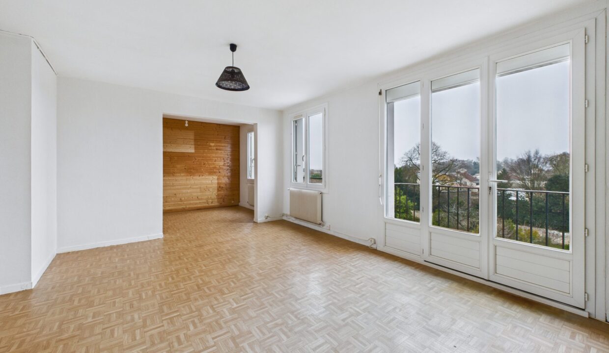 appartement-t4-5-4-pieces-fontenay-le-comte-85200-1776241511-VA1926_8_original