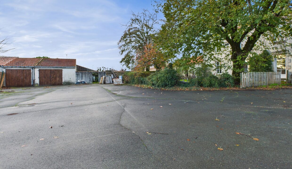 maison-ancienne-7-pieces-nalliers-85370-1771843210-VM868_19_original