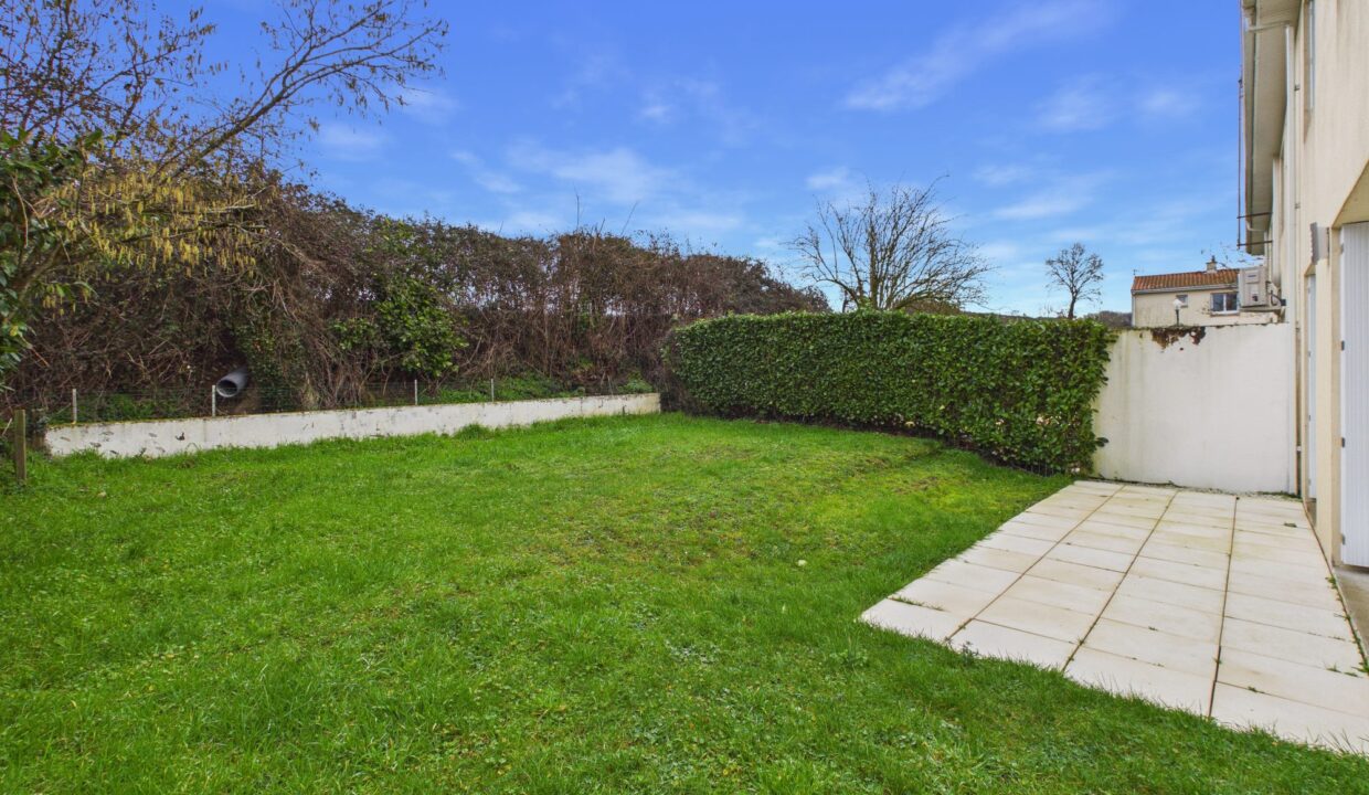 maison-mitoyenne-1-cote-3-pieces-mouilleron-saint-germain-85390-1780939715-VM876_13_original