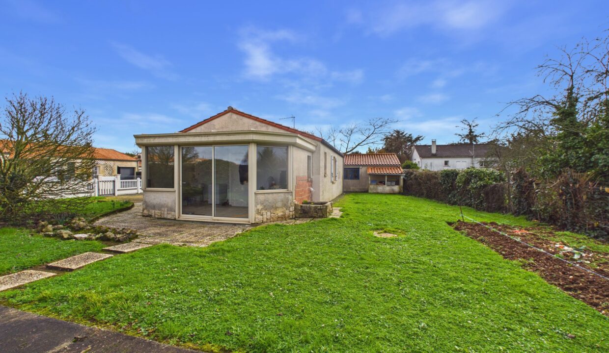 maison-individuelle-2-pieces-auchay-sur-vendee-85200-1777301724-VM894_23_original